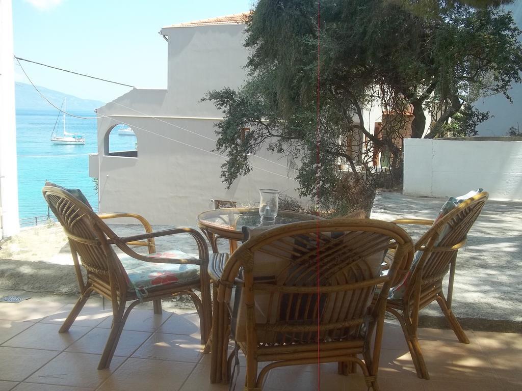 Santafemia Daire Agia Efimia Oda fotoğraf