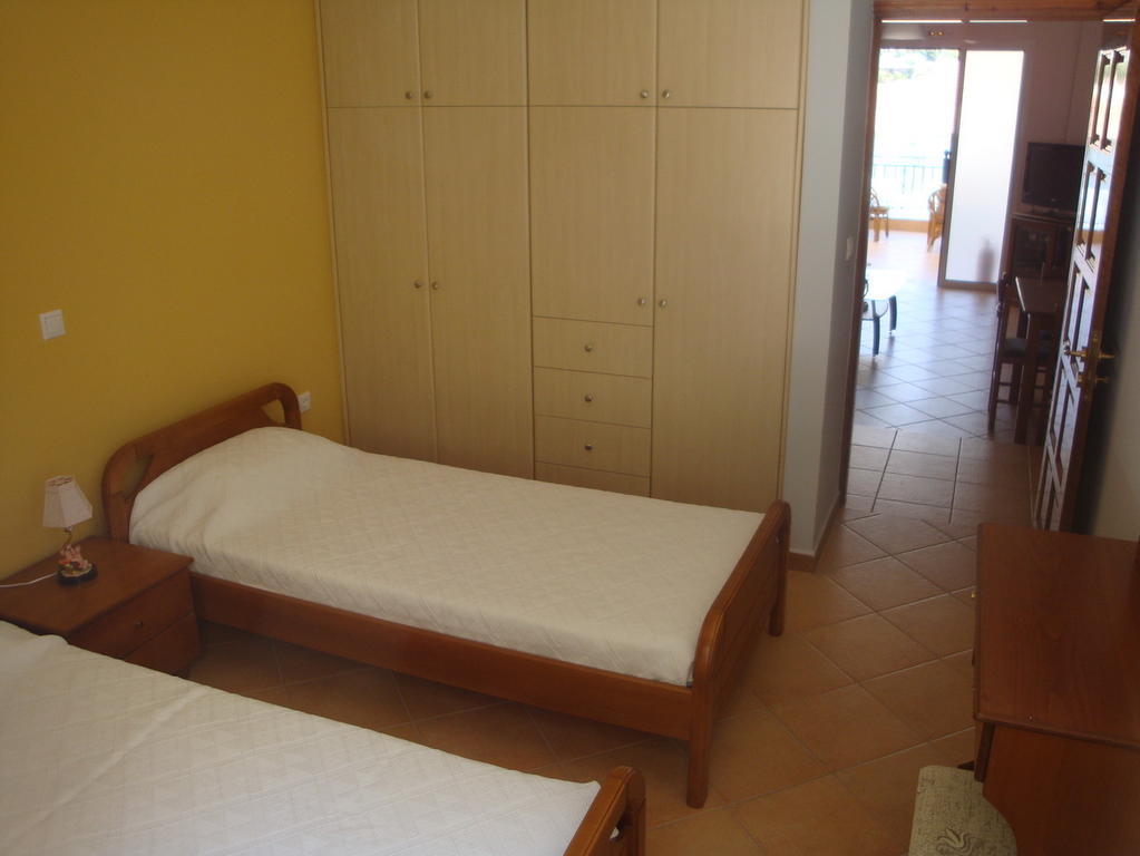 Santafemia Daire Agia Efimia Oda fotoğraf