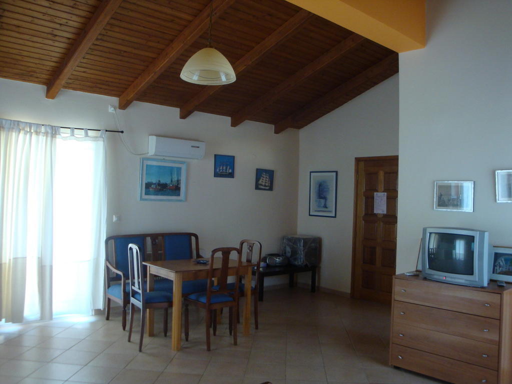 Santafemia Daire Agia Efimia Oda fotoğraf