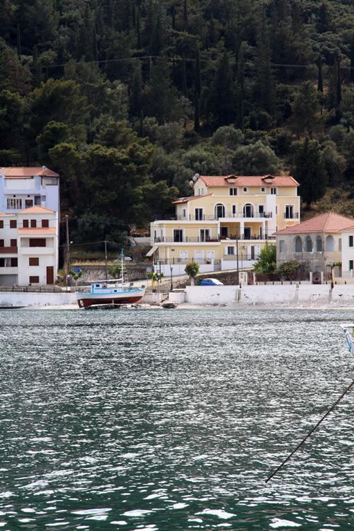 Santafemia Daire Agia Efimia Dış mekan fotoğraf